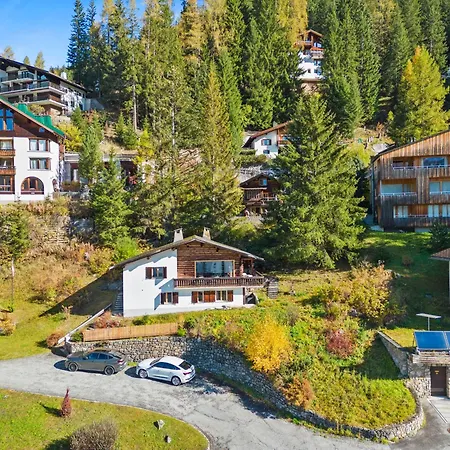 Domek alpejski A&y Zum Goldenen Hirsch - View Kamin Davos