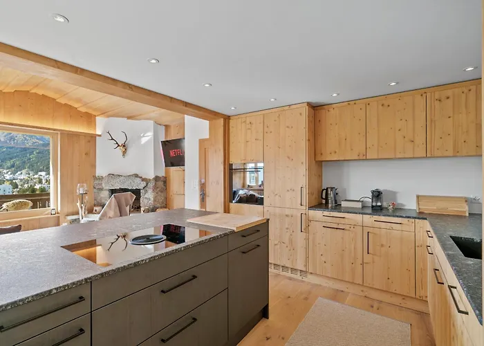 A&y Luxury Alpine View Kamin Chalé