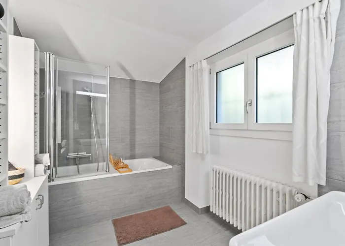 A&y Luxury Alpine View Kamin Chalé